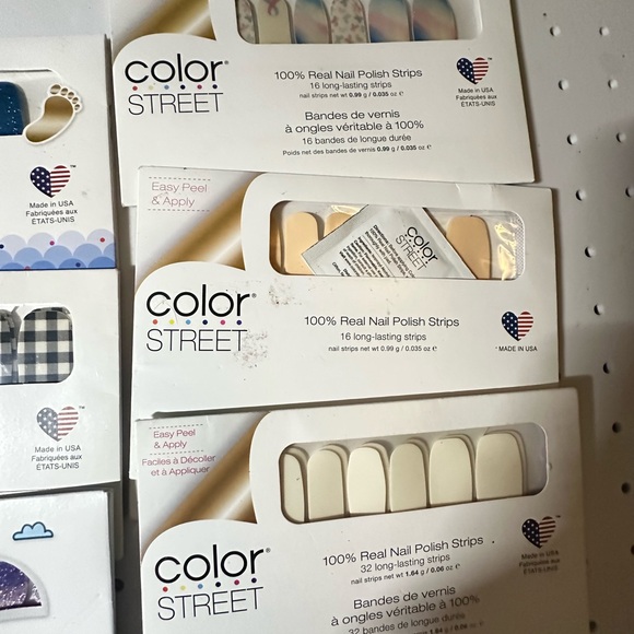 Color Street - Picture 4 of 4